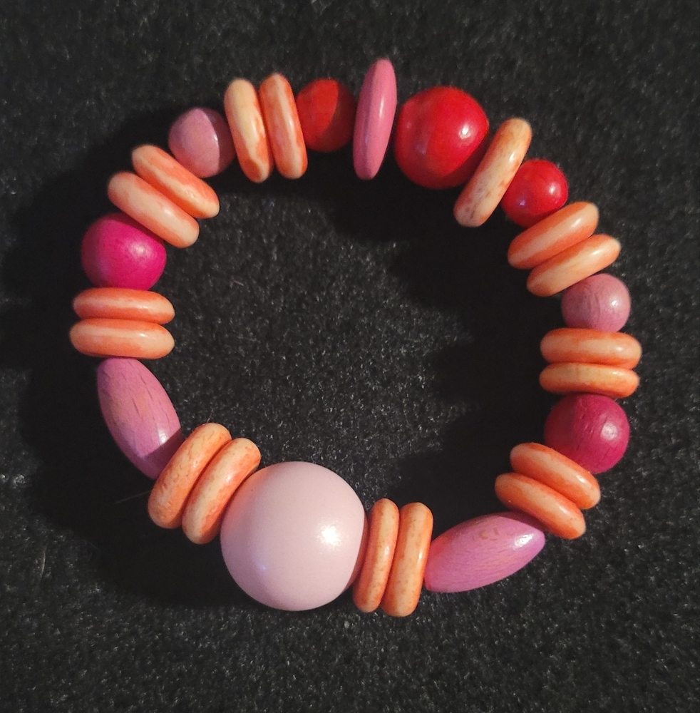 Vintage Pink Wooden Beaded Bracelet